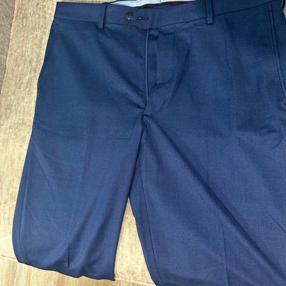 Bundle of 5 dress pants size 34Wx32L, never worn - Picture 11 of 14